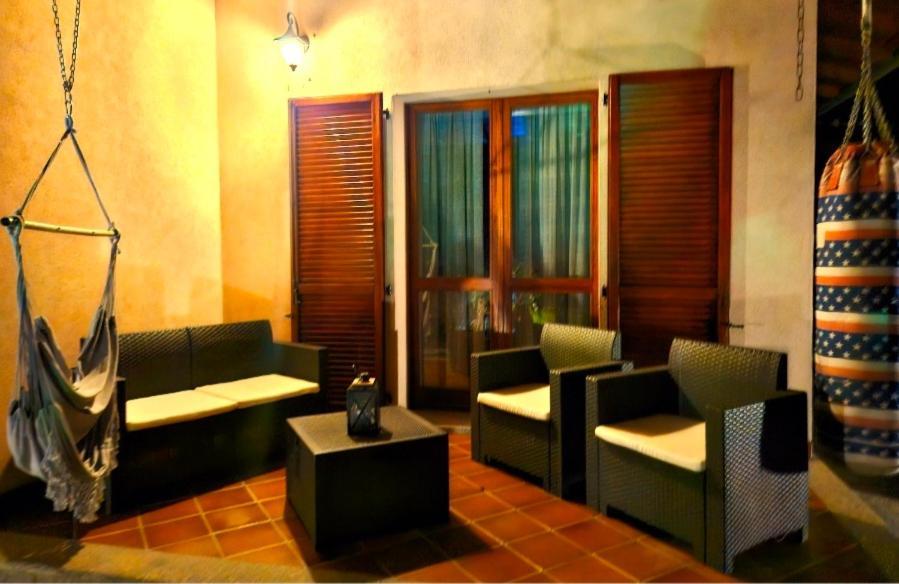 B&B Margot Albavilla Exterior foto
